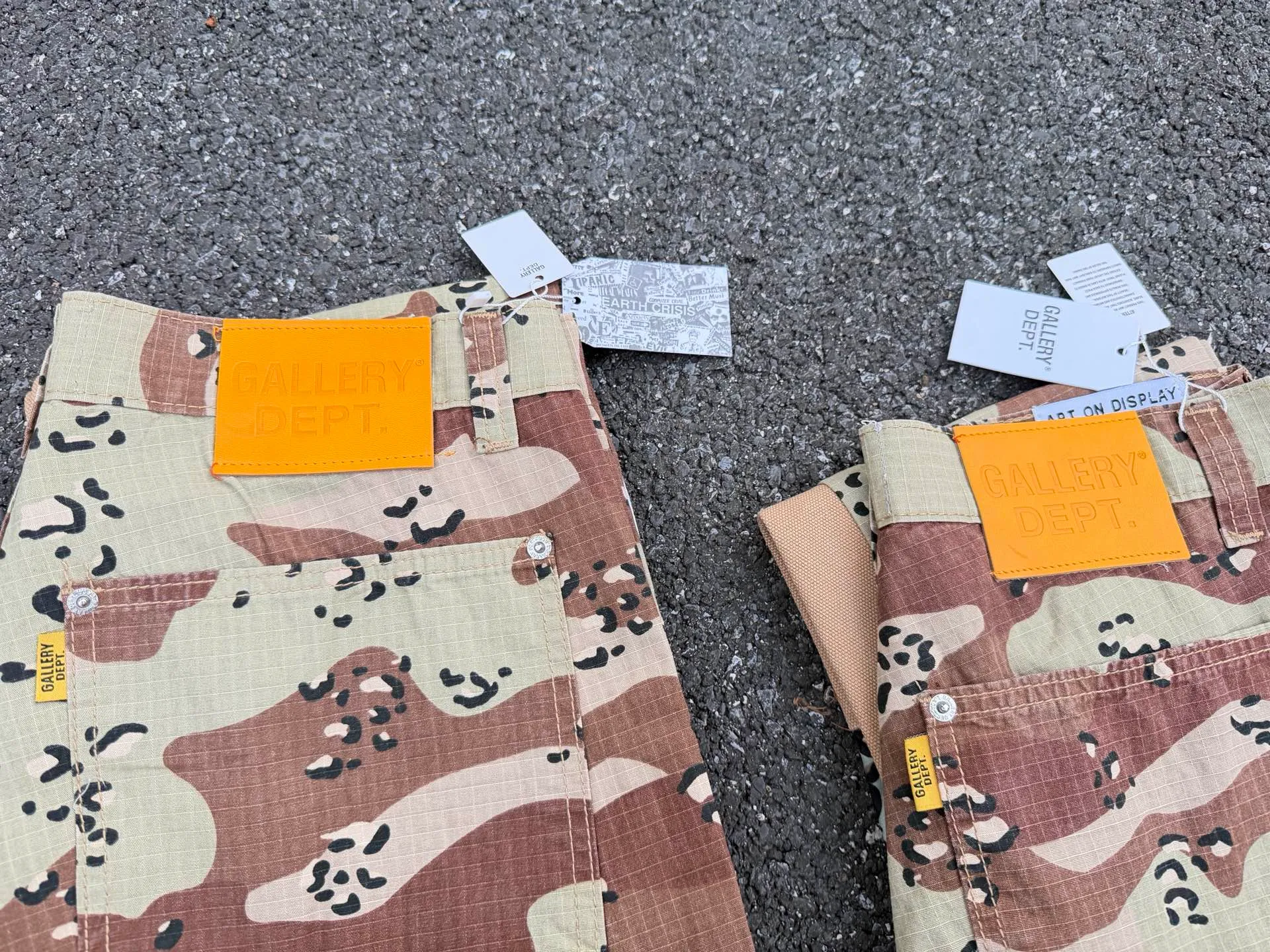 P250💰GA04 GALLERY DEPT. Desert camouflage spliced ​​overalls American high street loose multi-pocket micro-flare casual trousers Code number: 28 30 32 34 36